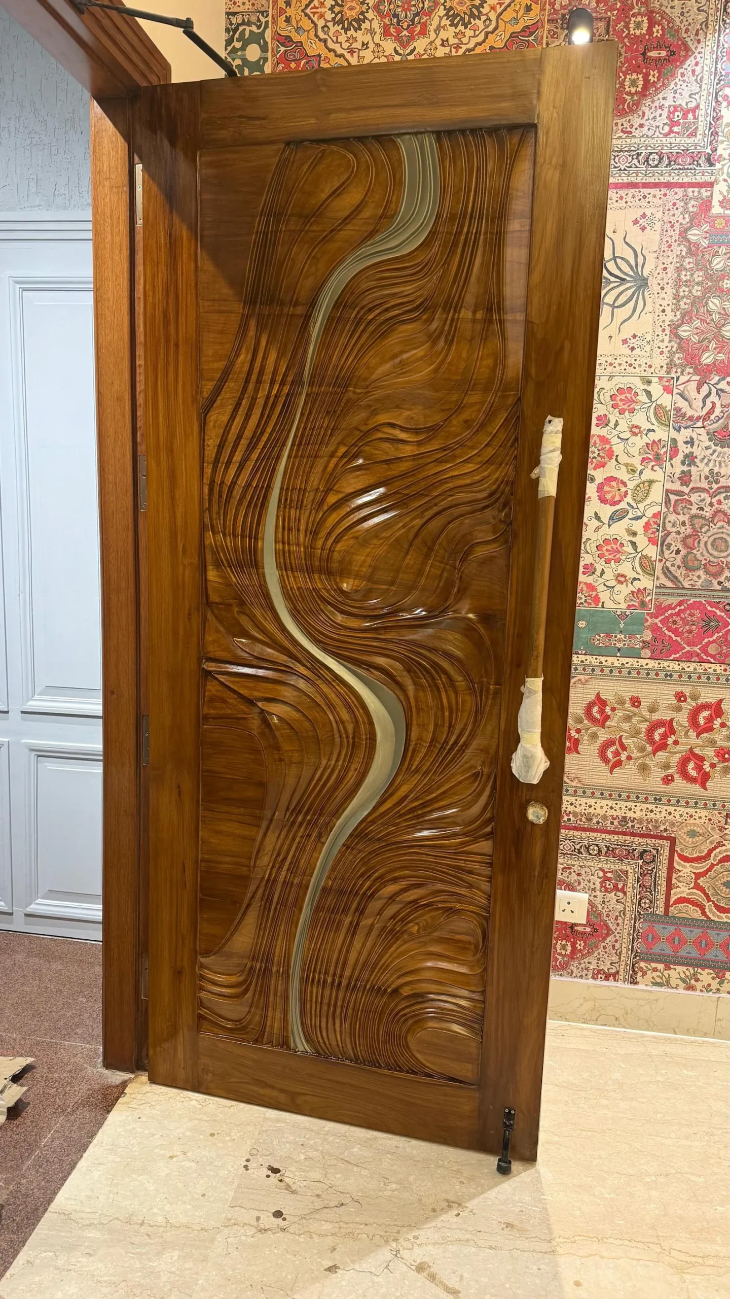Hand-Carved Teak Wood Entrance Door - Sagwan MKH KRAFTS - Elegant Design - Image 4